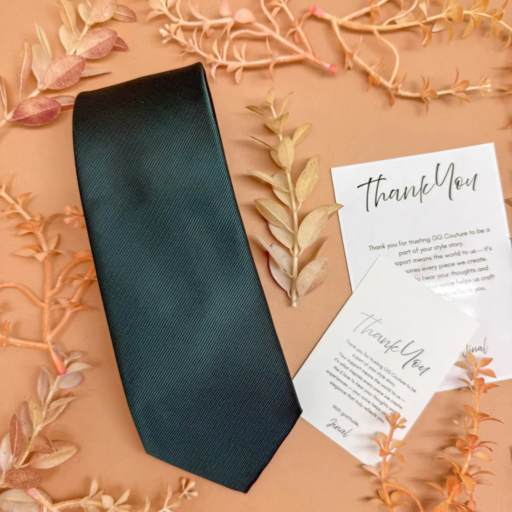 Ever Green Majesty Solid Silk Necktie