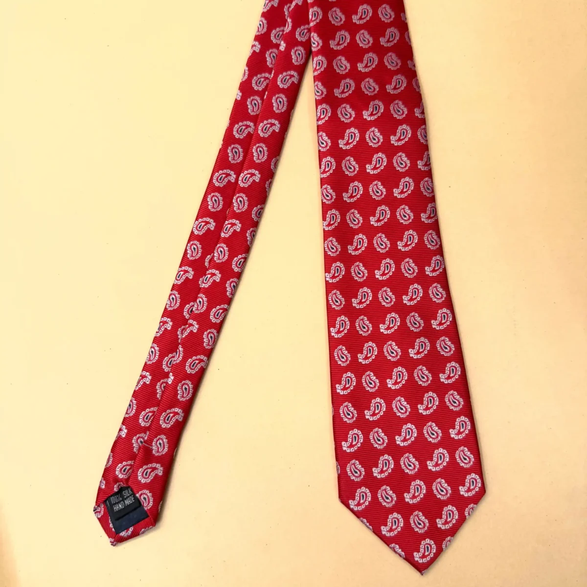 Red White Paisley Silk Necktie - Image 3