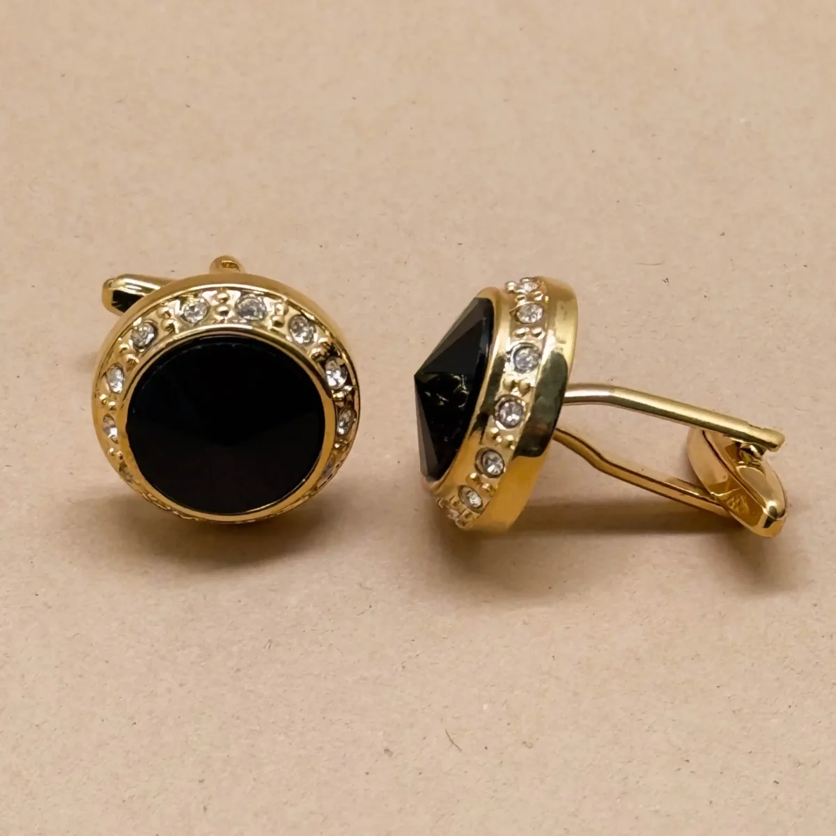 Classic Onyx Gold Cufflinks - Image 2