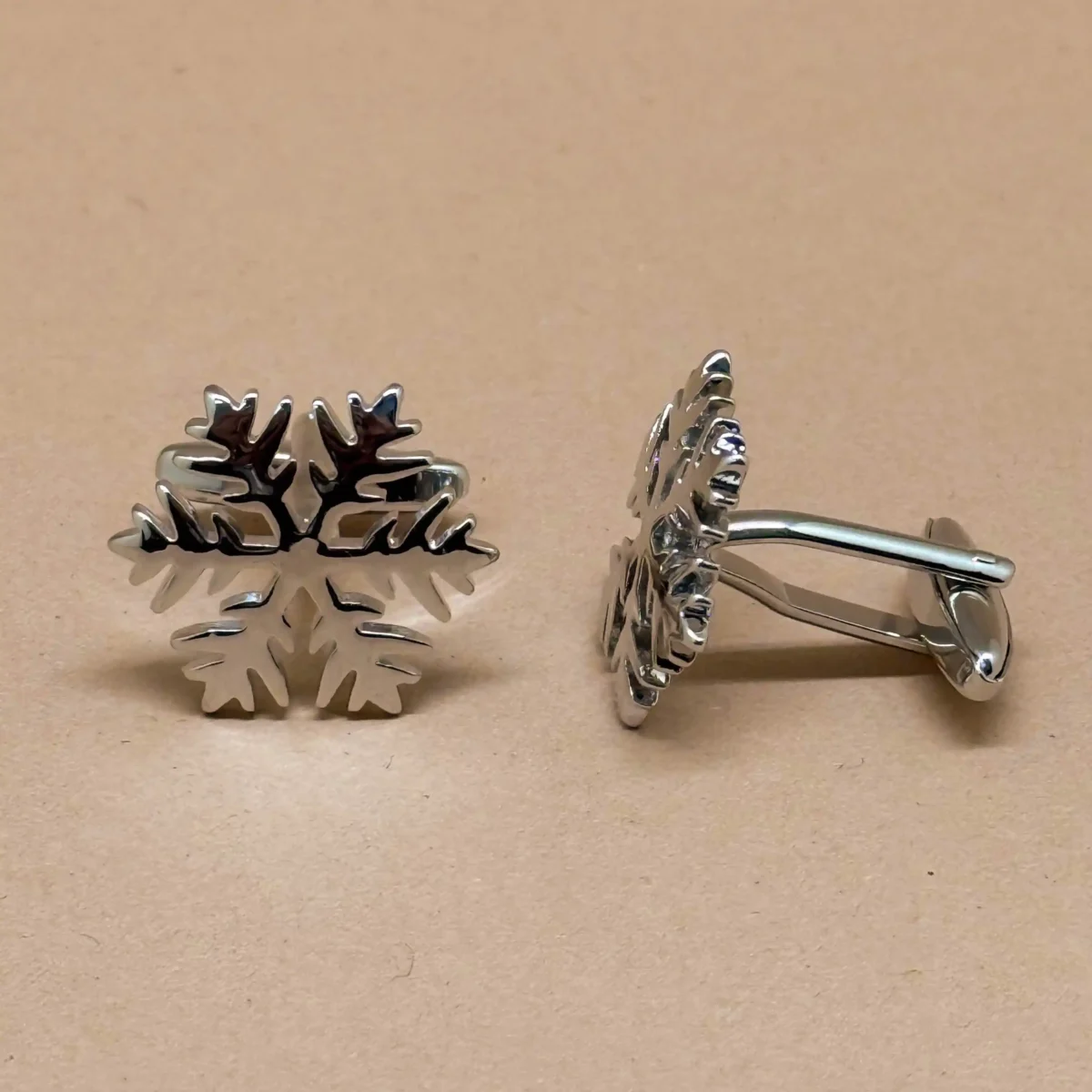 Silver Snowflake Designer Cufflinks - Image 2