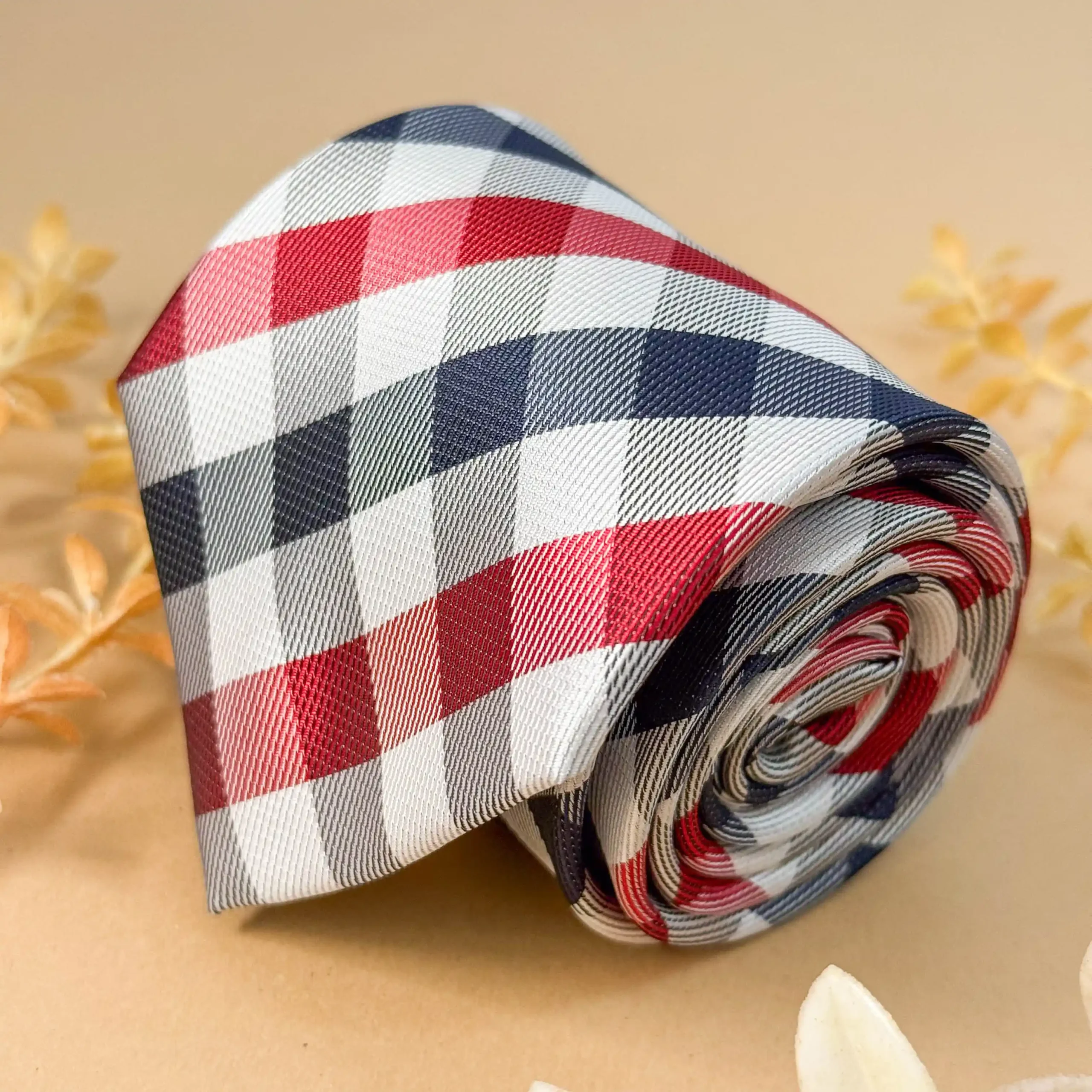 uc White Classic Check Silk Necktie - Image 1